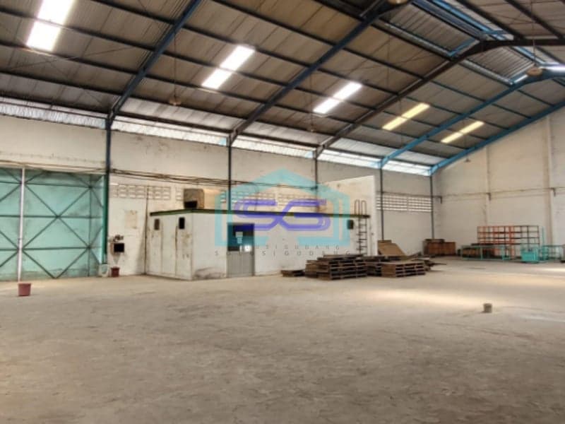 Disewakan Gudang di Margomulyo Surabaya Luas Bangunan 2500 m²