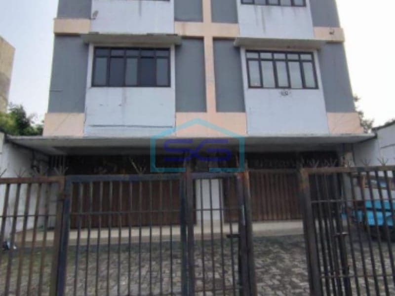 Strategic Shophouse for Rent in Kebayoran Baru, South Jakarta LB 315 m²
