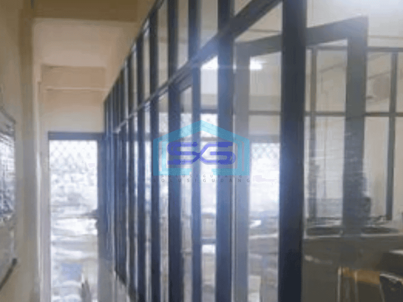 Dijual Ruko Luas Bangunan  300 m² di Pluit Jakarta Utara