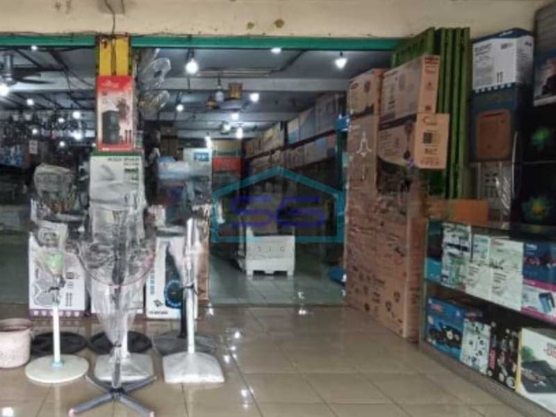 Disewakan Ruko Luas Tanah 250 m² 3 Lantai di Bekasi Timur