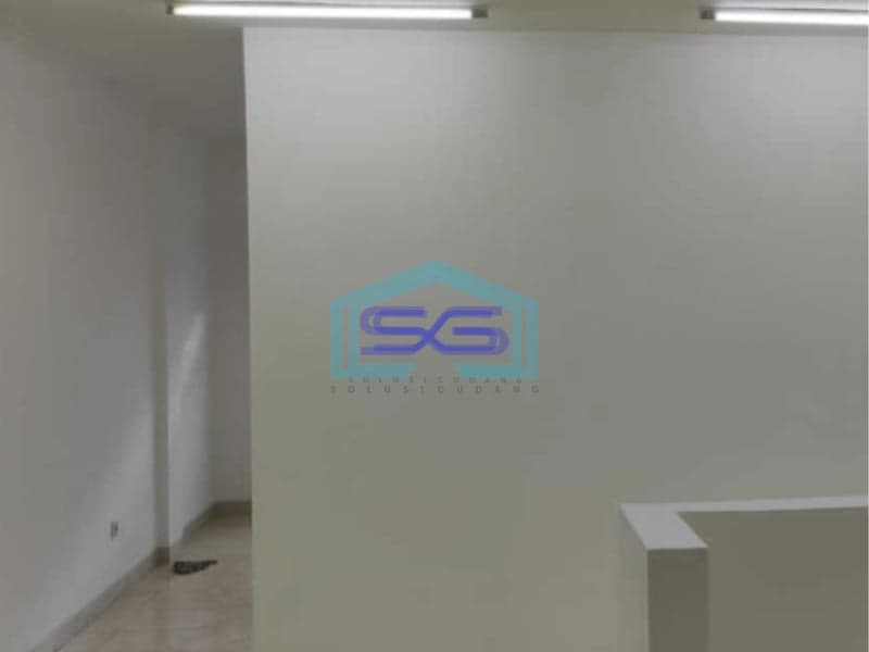 Dijual Ruko 2 Lantai Luas Bangunan  130 m² Lokasi Surapati Bandung
