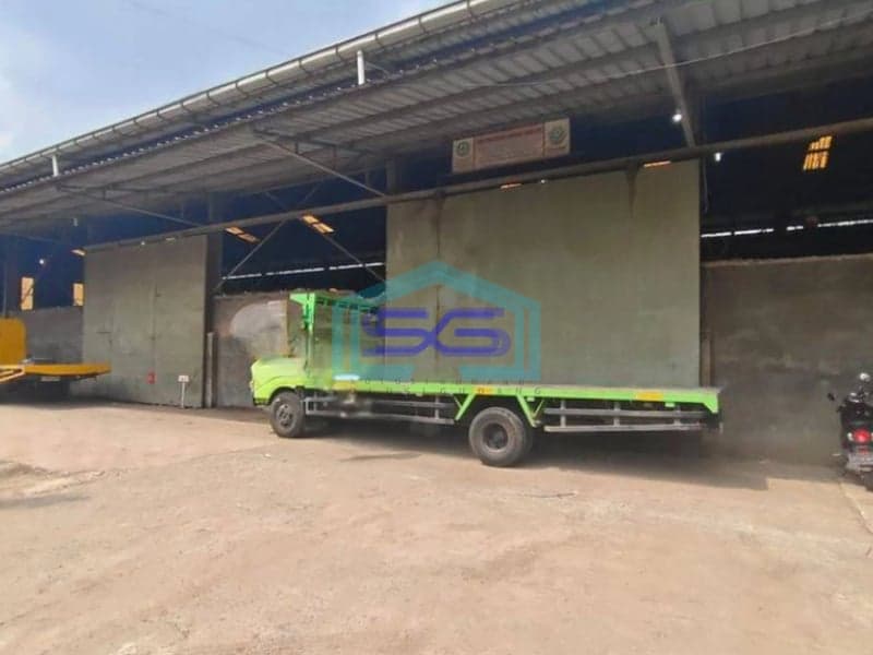 Disewakan Gudang Bisa Masuk Kontainer 40feet Kav Dpr Cipondoh Tangerang LT 2550m2