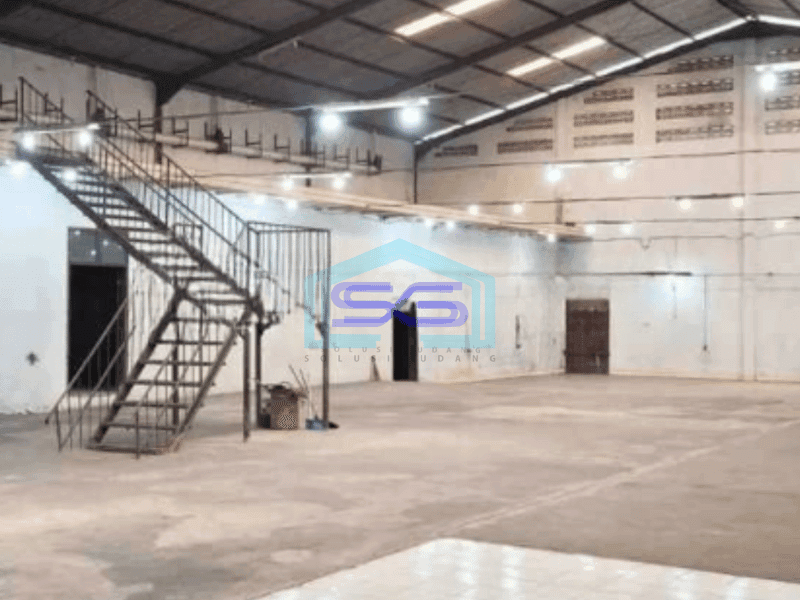 Disewakan Gudang Besar Gayamsari Semarang Tanah 2200m2 Cocok untuk Industri Padat Karya