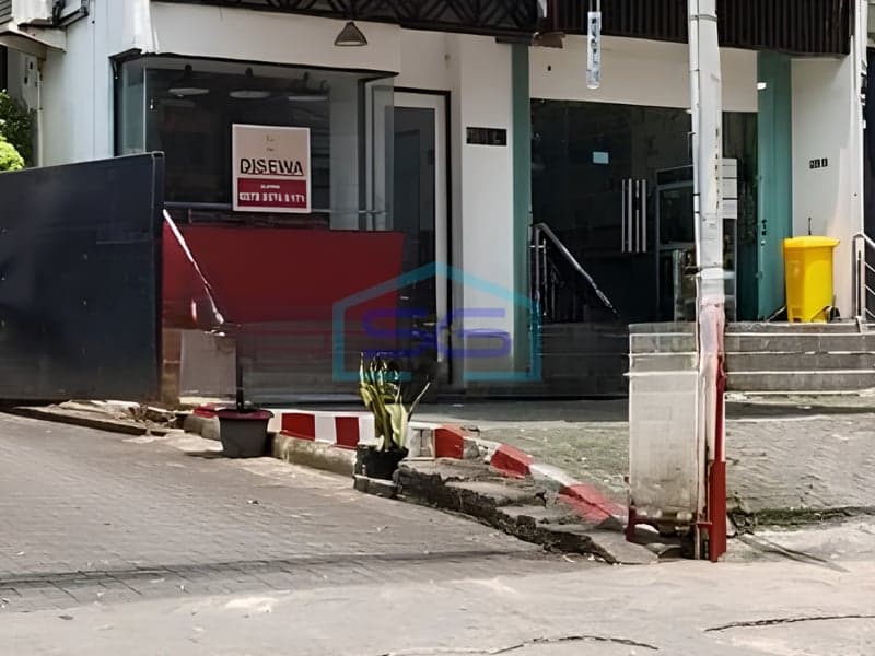 Shop House for Rent on Mohammad Kafi Raya Main Road, Jagakarsa South Jakarta, Building Area 150 sqm