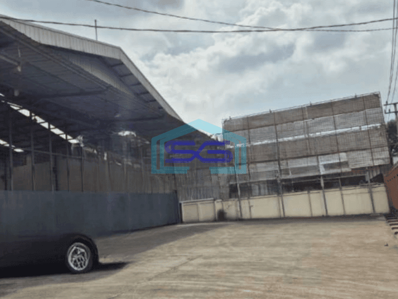 Dijual Gudang Luas Bangunan 3375 m² Lokasi Pinggir Jalan Raya Cileungsi Bogor