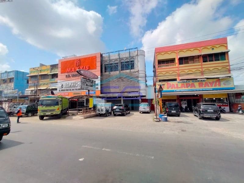 Disewakan Ruko Komersial di Daerah Jakabaring, Palembang Sumatera Selatan Luas Bangunan 724 m²