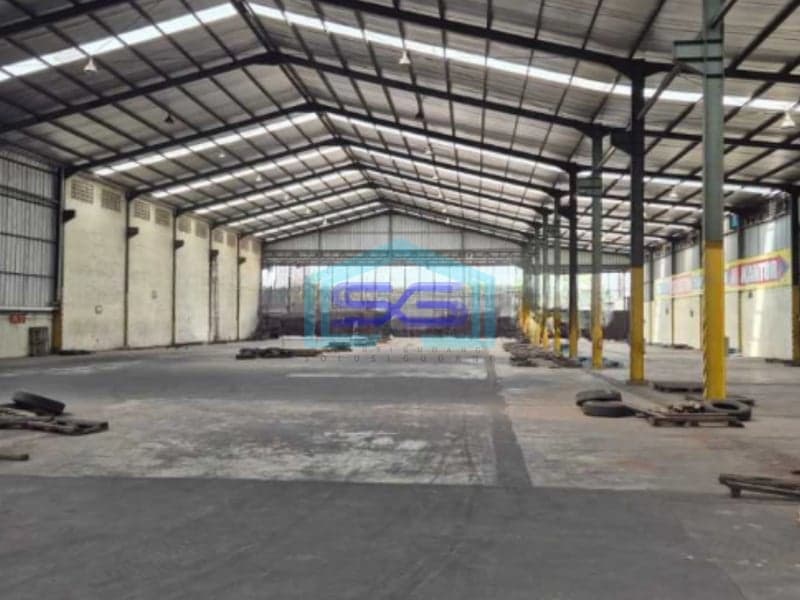 Dijual Gudang di Cipeucang Tunggilis Jalan Provinsi Cileungsi Bogor LT 3775m2