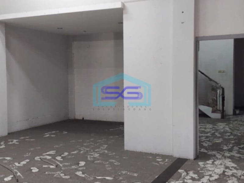 Disewakan Ruko 2 Lantai Luas Tanah 200 m² Lokasi Semarang Timur