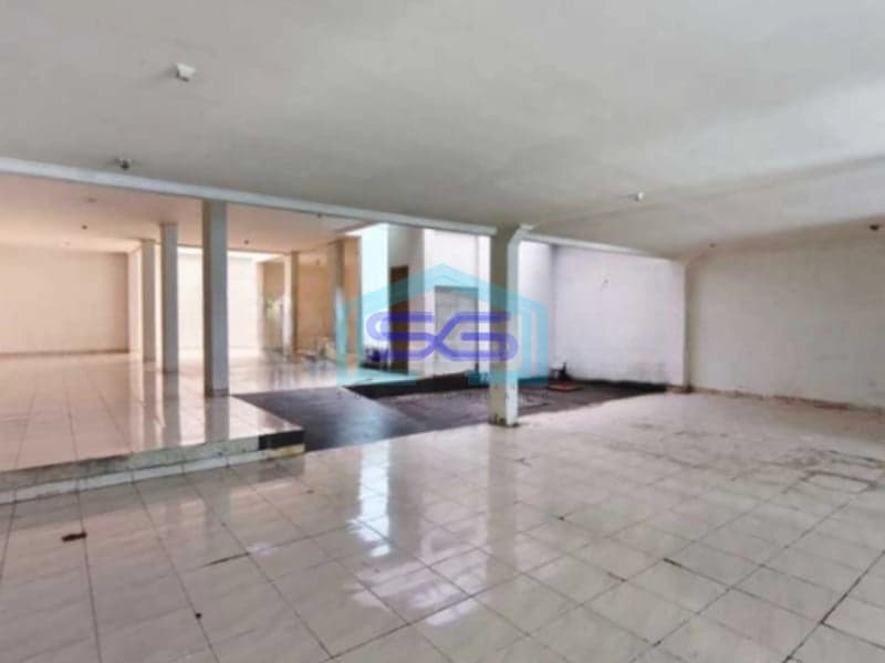 Disewakan Ruang Usaha Harga Murah Mainroad Raya Kopo-Astana Anyar Bandung LB 600m2