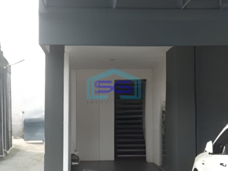 Dijual Gudang Ada Kantor Luas Bangunan 1600 m² Lokasi di Tangerang