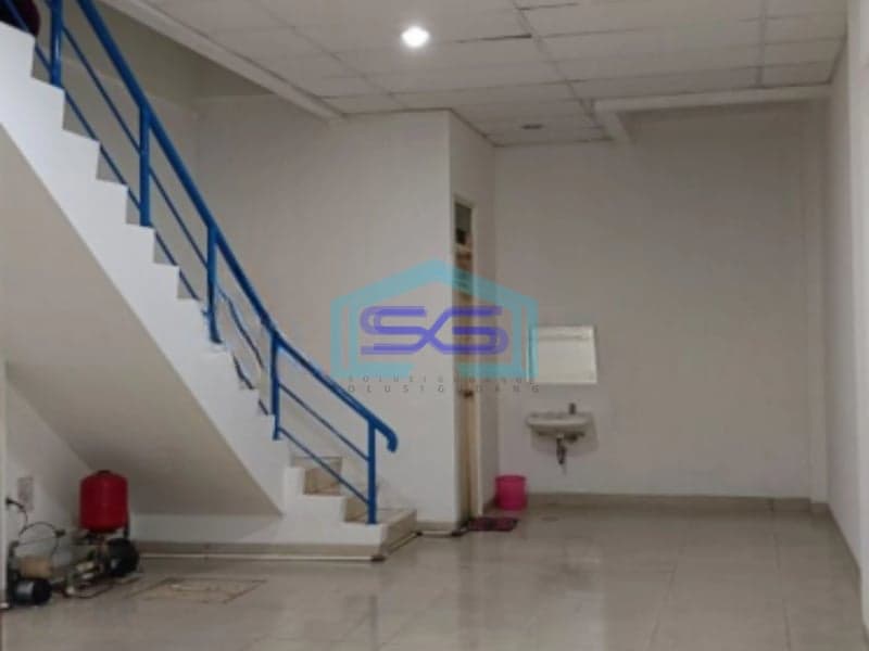 Dijual Ruko Puri Britania Puri indah Jakarta Barat Sudah Renovasi SHM LB 300m2