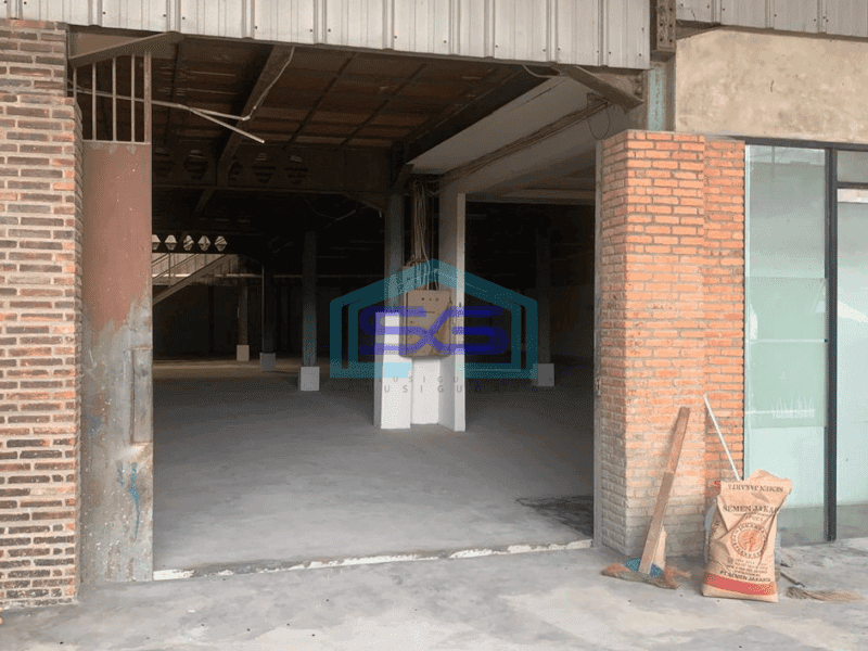Disewakan Gudang Di Cipondoh Tangerang Luas Bangunan 800m2