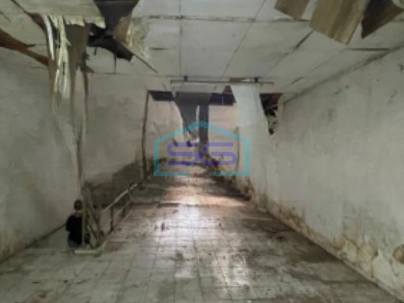 出售：2层商铺，建筑面积204平方米，位于雅加达西部