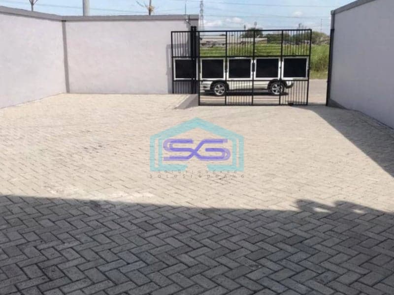 Disewakan Gudang di Margomulyo Sentral Permai Surabaya LB 420m2 Bagus HGB