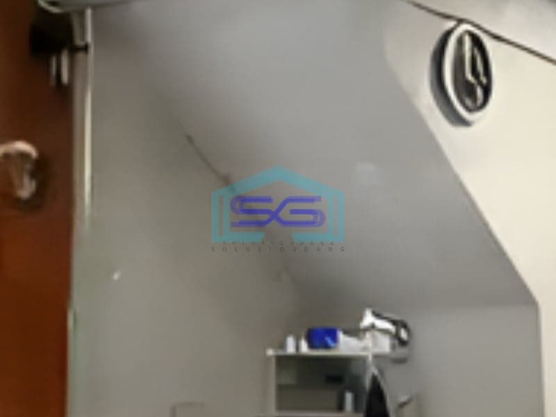 Disewakan Ruko Bagus 3.5 Lantai Di Villa Melati Mas Serpong Tangerang Luas Bangunan  320 m²