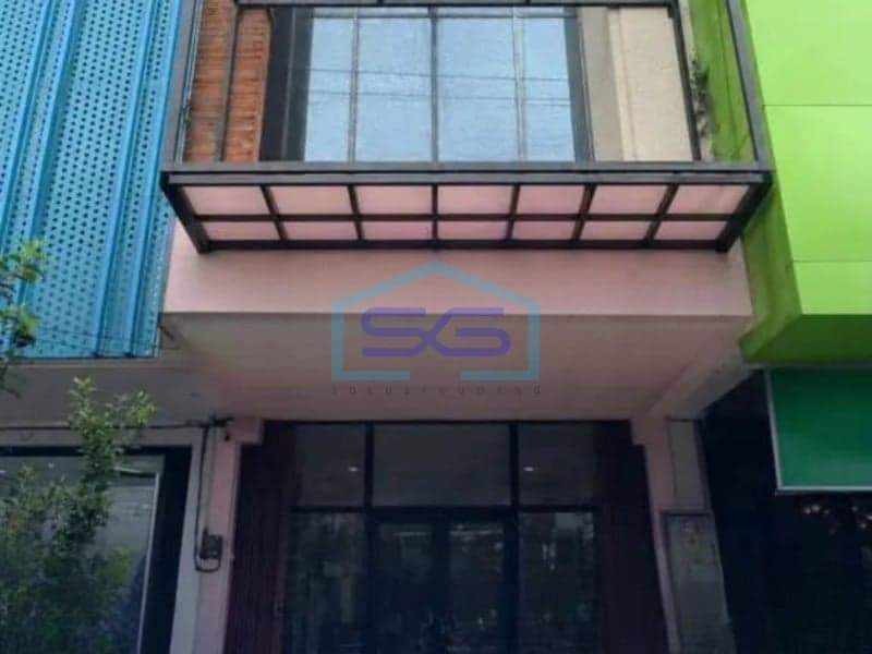 Fast Sale Shophouse in Banyumanik, Semarang Central Java Land Area 136 m²