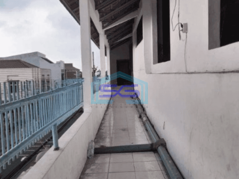 Disewakan Gudang ex Lapangan Futsal Lokasi Strategis Luas Bangunan 924 m² di Cipinang Jakarta Timur