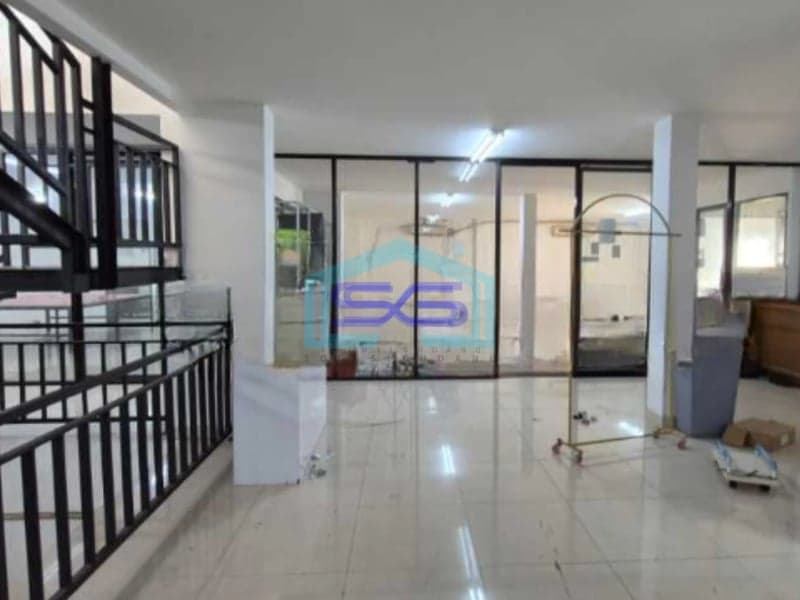 Disewakan Ruang Usaha Luas Tanah 1400 m² Lokasi di Semper Jakarta Utara