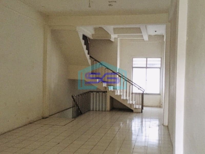 Disewakan Ruko Komplek Perkantoran Jalan Perintis Kemerdekaan Palembang LB 250m2