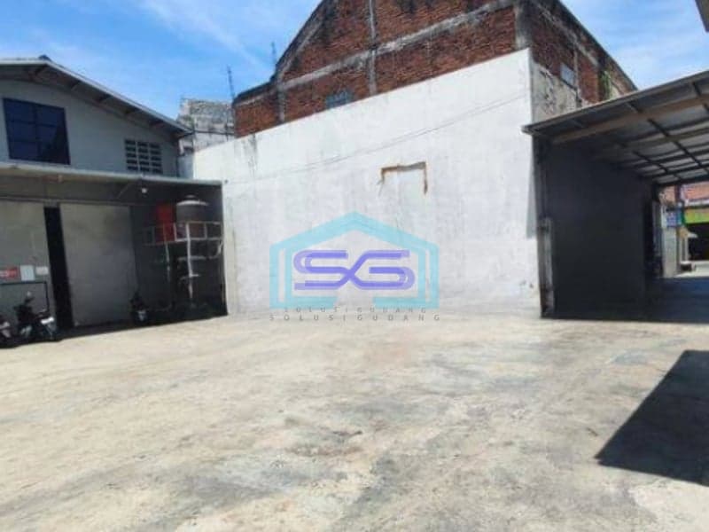 Disewakan Ruang Usaha di Sukamenak Bandung SHM LT 400m2