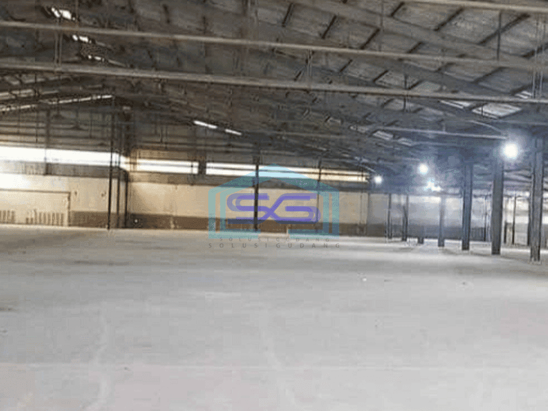 Disewakan Gudang Pinggir Jalan Masuk Container 40 feet LB 4800m2 di Bogor