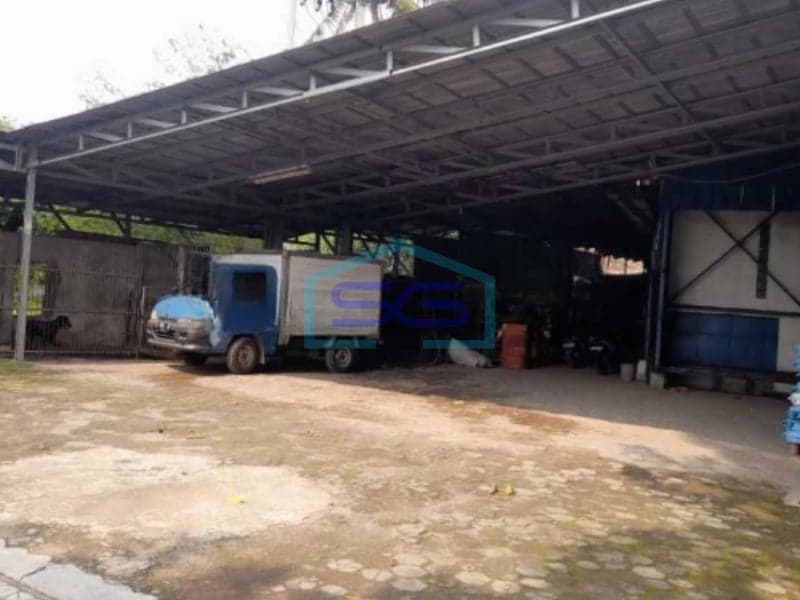 For Sale Strategic 2-Story Warehouse on Mainroad Batujajar Bandung West Java Land Area 1100m²