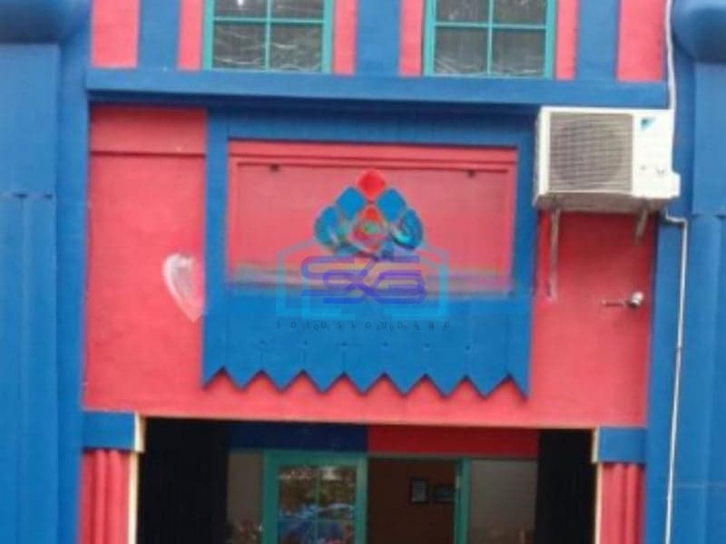 Disewakan Ruko Ramai Strategis di Golden Road Serpong Tangerang Selatan Luas Bangunan  110 m²