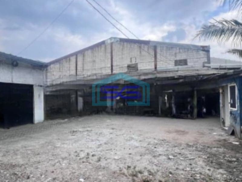 Disewakan Gudang Luas Bangunan  600 m² Lokasi di Cipondoh Tangerang