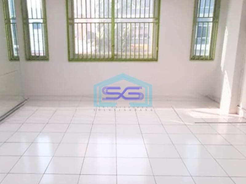 Disewakan Ruko Luas Tanah 110 m² Lokasi Taman Ratu Jakarta Barat
