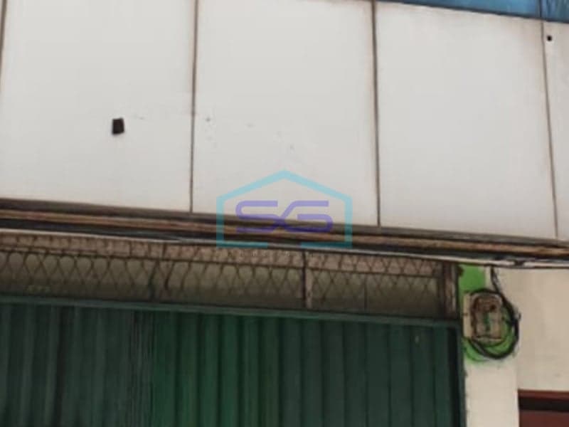 For Sale: 3-Story Shophouse, Building Area 303 m², Located in Kelapa Gading, North Jakarta