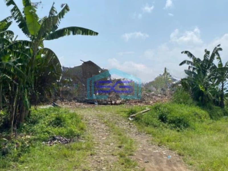 Dijual Tanah Luas 3400 m² Lokasi Bebas Banjir di Cigomong Bogor
