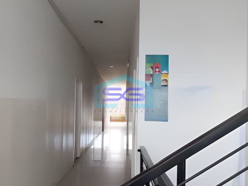 Disewakan Ruang Usaha Luas Tanah 1000 m²  Lokasi Harapan Indah Bekasi