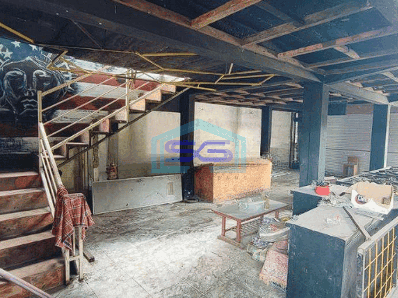Disewakan Ruang Usaha/ Tanah Di Tengah Kota Sidoarjo Luas Tanah 878m2