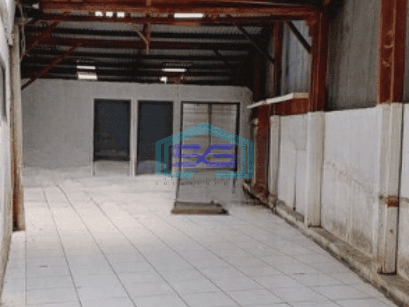 Dijual Gudang Akses Container 40 Feet di Leuwi Gajah Cimahi Luas Tanah 1996 m²