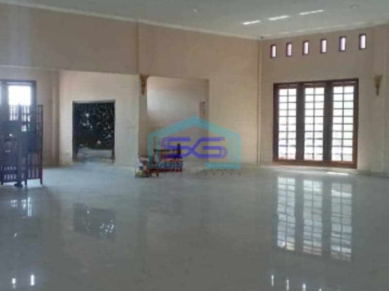 Disewakan Ruko 2 Lantai Di Tirtonirmolo Kasihan Bantul Jogja Luas Bangunan 832 m²