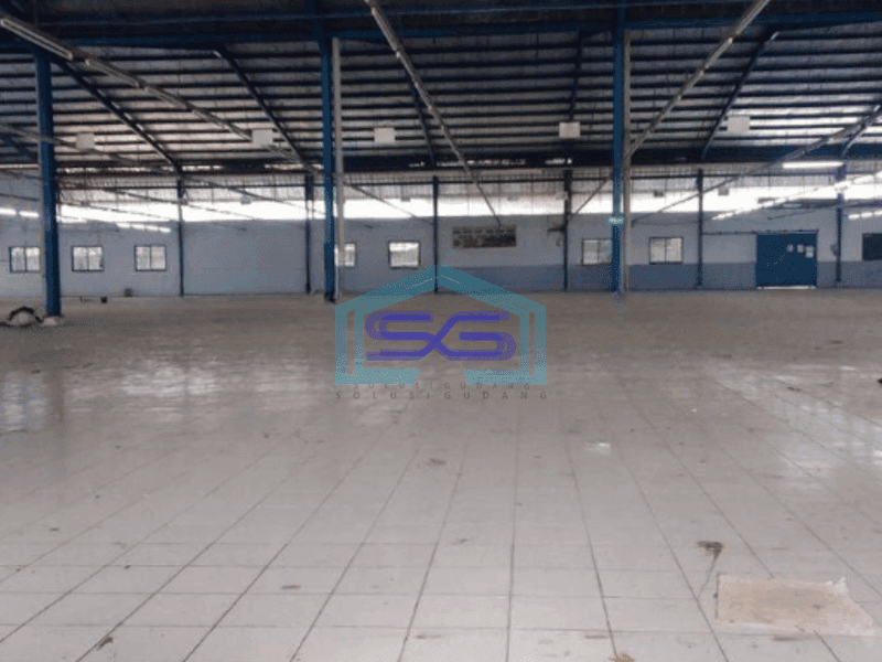 Dijual Pabrik Ex Garmen Luas Bangunan 9000 m² di Pinggir Jalan Raya Karawang Timur
