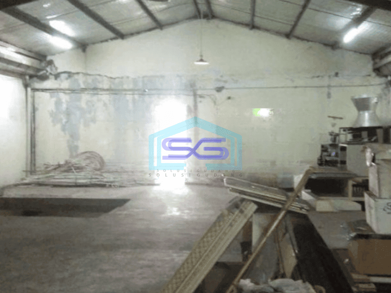 Disewakan Gudang Luas Bangunan  690 m² di Pinggir Jalan Besar Kamal Jakarta Utara