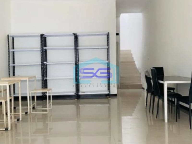 Disewakan Ruko Strategis di Jalan Peta Babakan Tarogong Bandung LB 110m2 Siap Huni