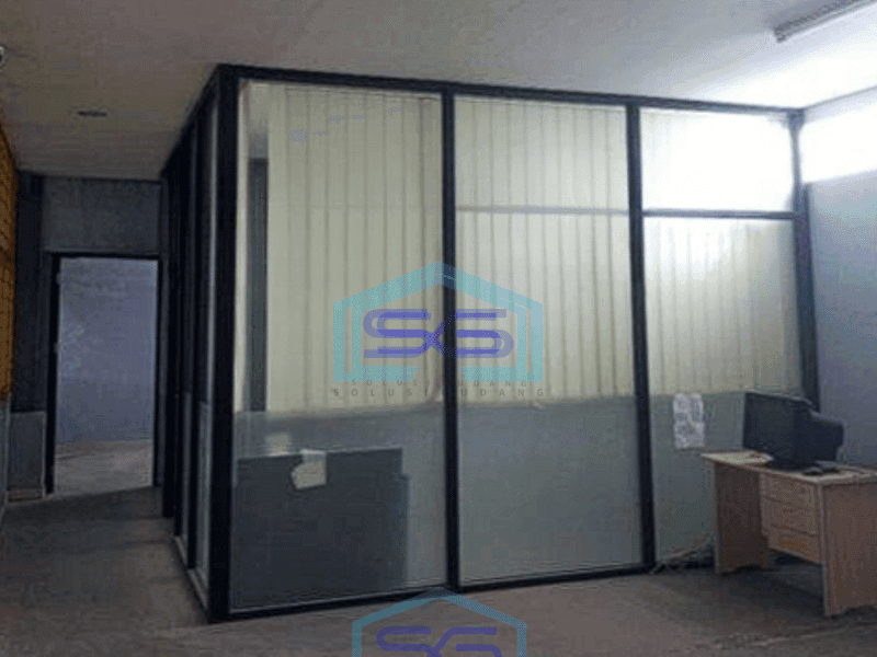 Dijual/Disewa gudang luas 2700m2 di Cipondoh