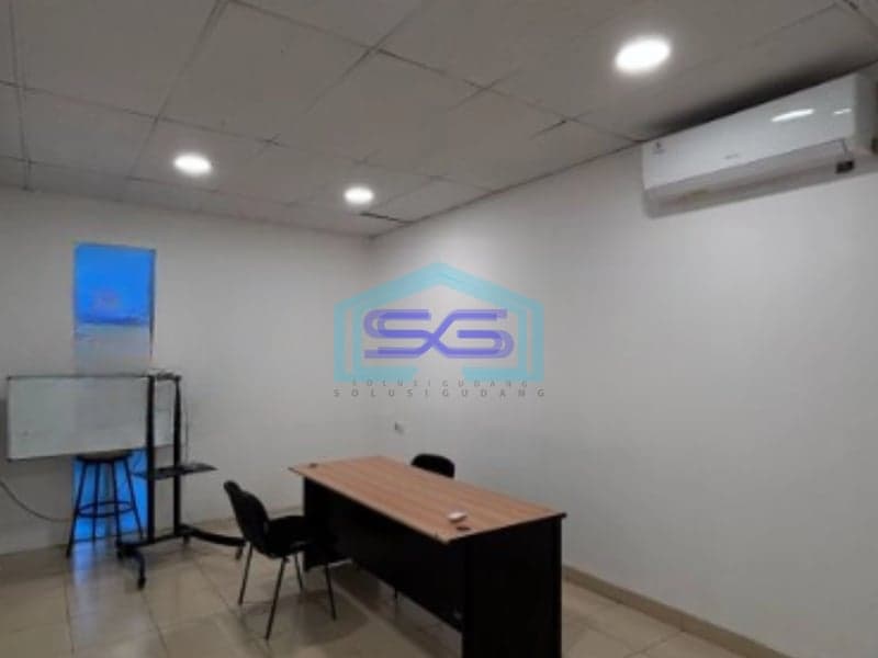 Dijual Kantor Luas Bangunan 250 m² Lokasi Kebon Jeruk Jakarta Barat