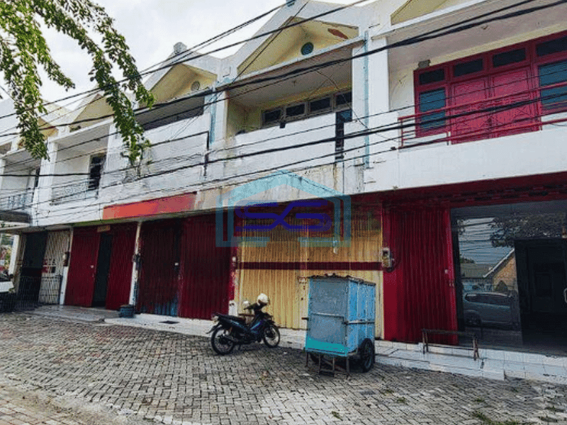 Disewakan Ruko Dua Lantai Siap Pakai Di Mojokerto LT 110m2
