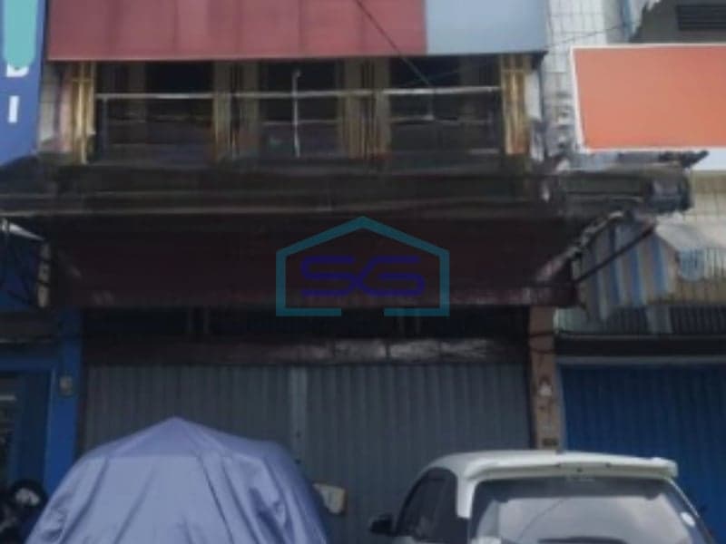 Strategic Shophouse for Sale Land Area 142 m² Location in Jambi