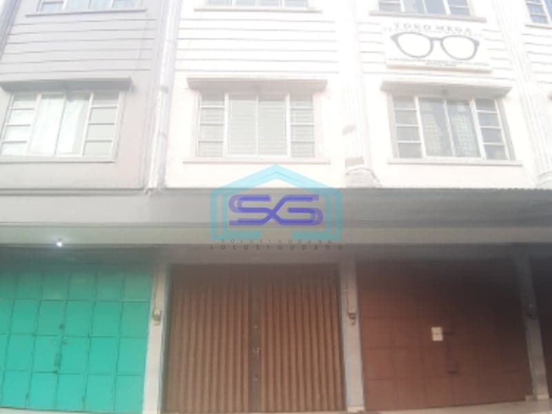 Disewakan Gudang Luas Bangunan 200 m² Lokasi di Tambora Jakarta Barat