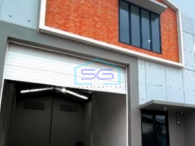 Spacious Warehouse for Rent, Corner Unit with 2-Story Office in Daan Mogot Tangerang, Building Area 300m2