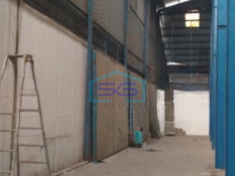 出售仓库 占地面积2000平方米 位于西爪哇省万隆市 全新状态