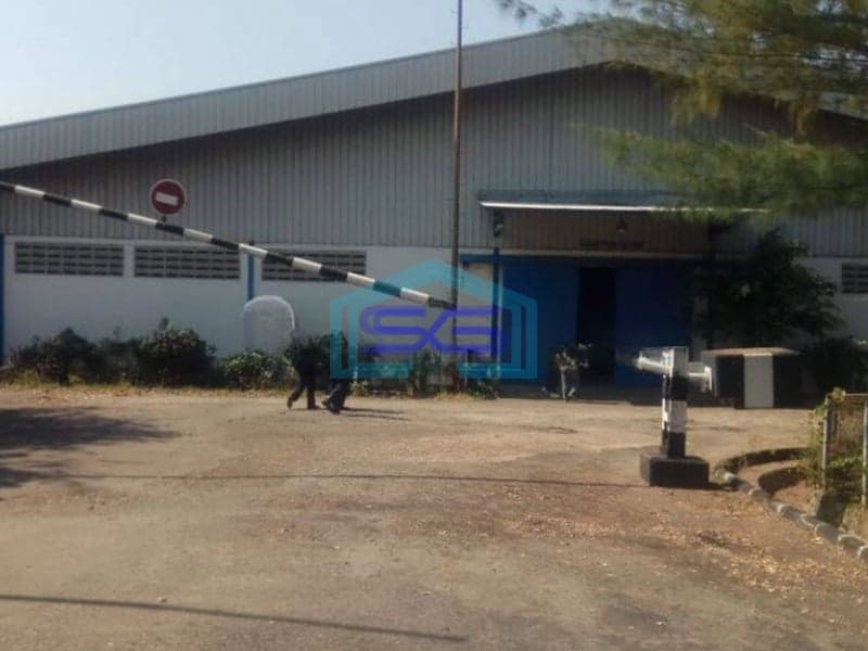 Dijual Pabrik Gudang Pinggir Jalan Raya Cikarang Bekasi Dekat Kawasan Industri LT 139000m2