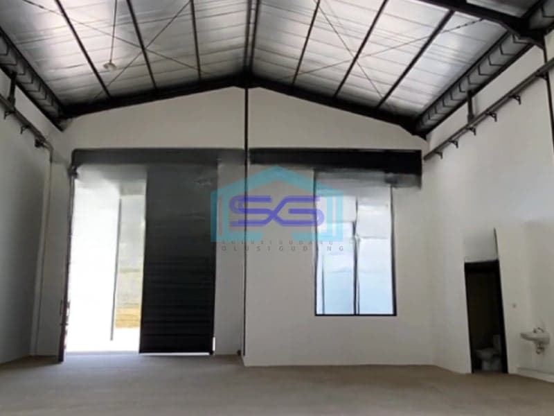 Dijual Gudang Murah Lokasi Bebas Banjir Luas Bangunan  324 m² di Malang