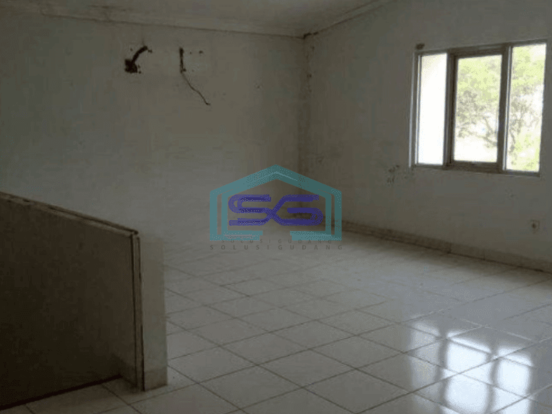 Disewakan Gudang Luas Bangunan  579 m² Lokasi Strategis di Pinggir Jalan BSD City Tangerang