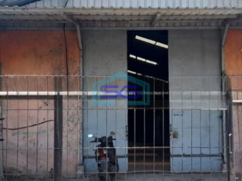 Dijual Gudang Siap Pakai Luas Bangunan  500 m² Lokasi Bebas Banjir Strategis di Gresik Jawa Timur