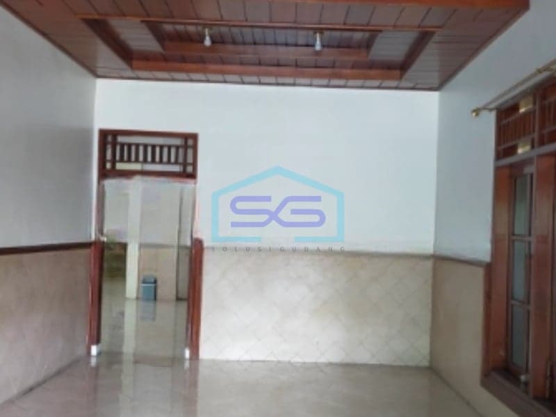 Disewakan Kantor Luas Bangunan 400 m² Lokasi di Surakarta Jawa Tengah